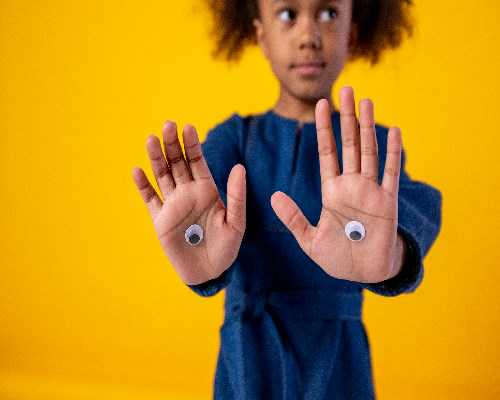 通过促排卵生出来的双胞胎会不会很笨？