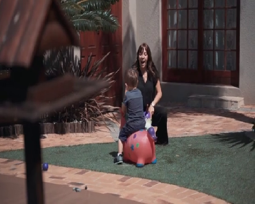 移植8细胞2级的冷冻胚胎后生男生女哪个概率高？