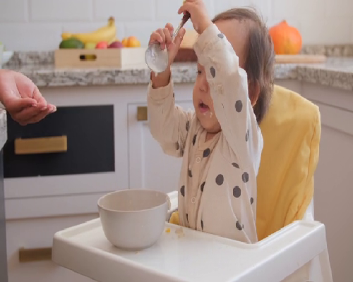 医院检查发现患有输卵管肿瘤，输卵管肿瘤是怎么引起的？